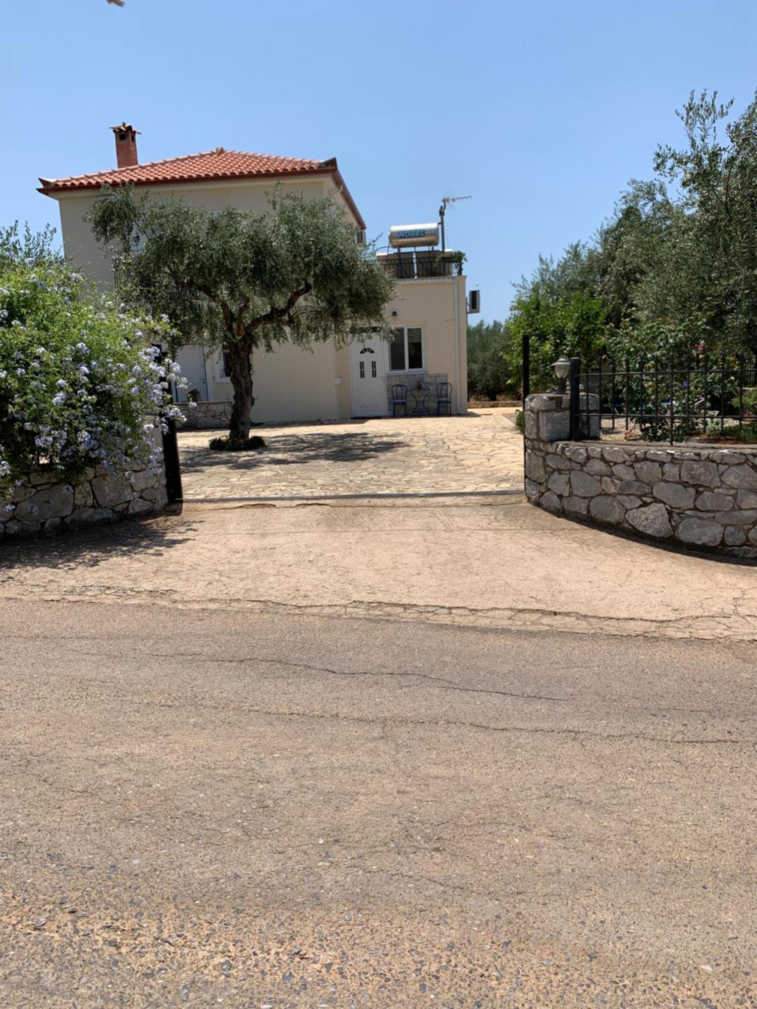Asimenia Studio Stoupa Exterior photo